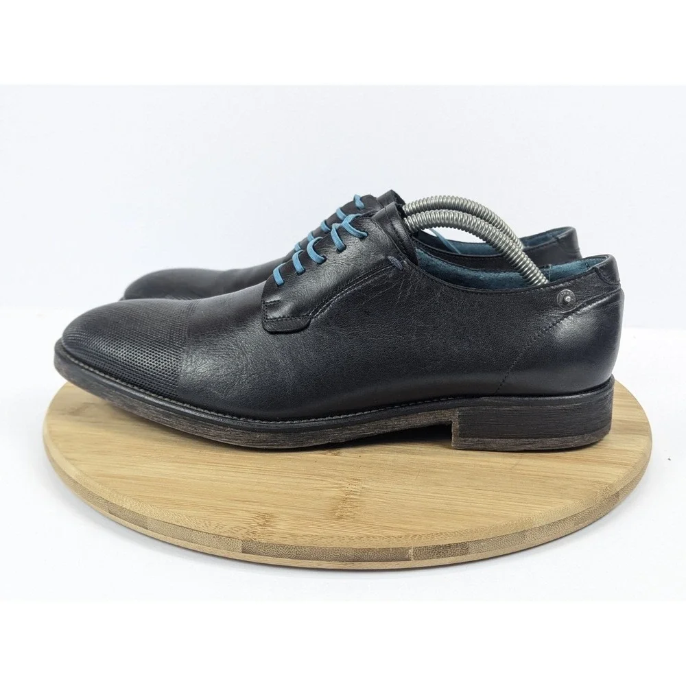 Diesel Mens 9 Black Leather Derby Shoes Textured Cap Toe Blue Laces